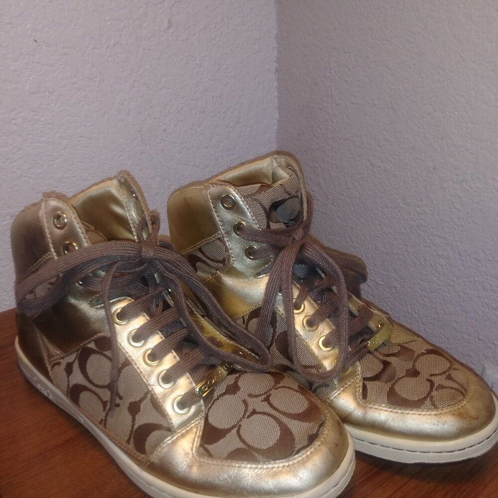Coach "Norra" Signature Gold and tan High Top Tennis shoe size 8.5